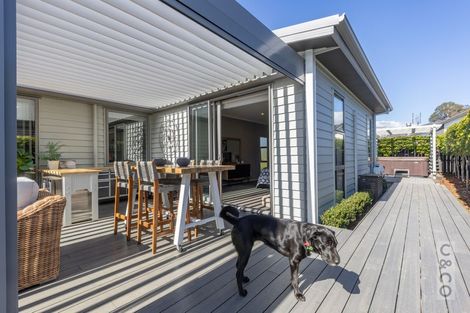 Photo of property in 11 Parlane Drive, Huapai, Kumeu, 0810