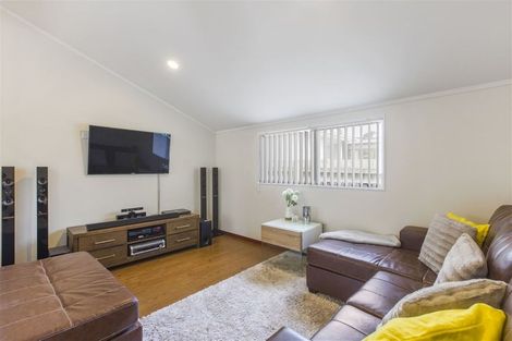 Photo of property in 369 Bucklands Beach Road, Bucklands Beach, Auckland, 2012