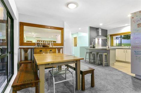 Photo of property in 21 Wairere Road, Torbay, Auckland, 0630