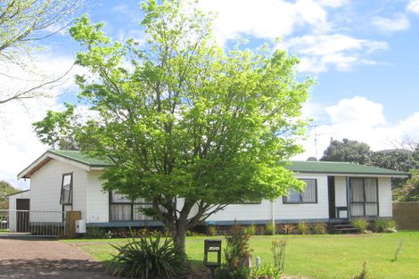 Photo of property in 16 Luxor Place, Pomare, Rotorua, 3015