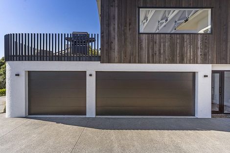 Photo of property in 71 Pah Road, Cockle Bay, Auckland, 2014