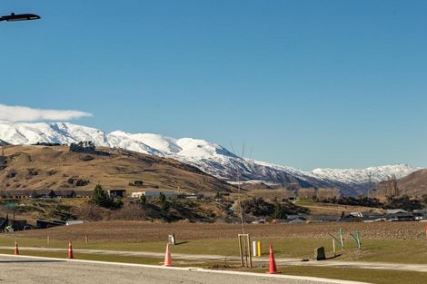 Photo of property in 11 Kahiwi Drive, Lower Shotover, Queenstown, 9304