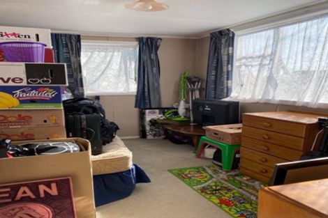 Photo of property in 49 Collingwood Street, Eltham, 4322