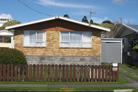 Photo of property in 102 Lemon Street, New Plymouth, 4312