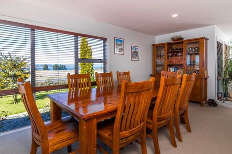 Photo of property in 212 Acacia Bay Road, Nukuhau, Taupo, 3330