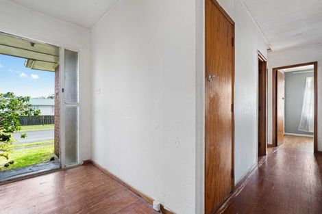 Photo of property in 32 Ashgrove Road, Mangere, Auckland, 2022