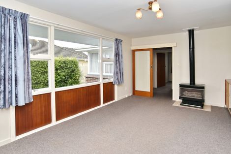 Photo of property in 25 Glenrowan Avenue, Avondale, Christchurch, 8061