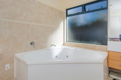 Photo of property in 62 Grantston Drive, Pyes Pa, Tauranga, 3112