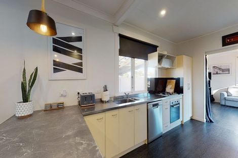 Photo of property in 28 Godwin Crescent, College Estate, Whanganui, 4500