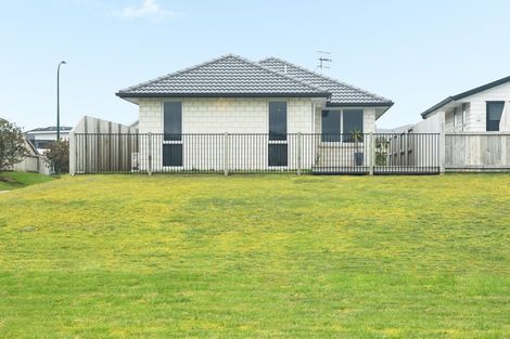 Photo of property in 40 Cupples Street, Papamoa Beach, Papamoa, 3118