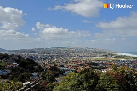 Photo of property in 32 Ravenswood Road, Saint Clair, Dunedin, 9012