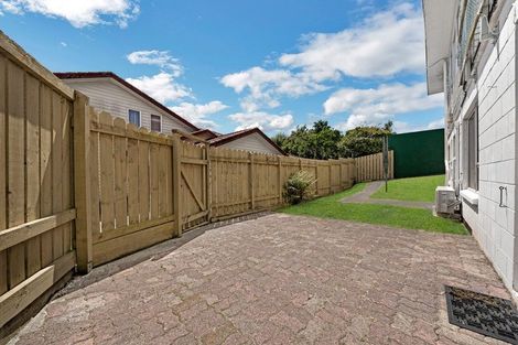 Photo of property in 1/261 Don Buck Road, Massey, Auckland, 0614
