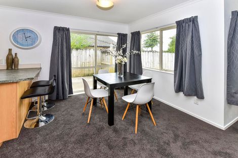 Photo of property in 31 Carisbrook Crescent, Papakura, 2110