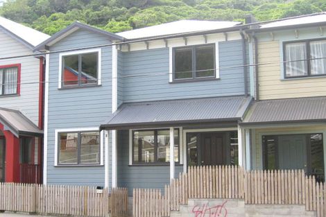 Photo of property in 164a Aro Street, Aro Valley, Wellington, 6021