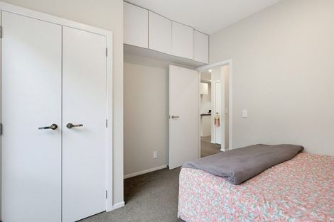 Photo of property in 25 Batchelor Street, Newlands, Wellington, 6037