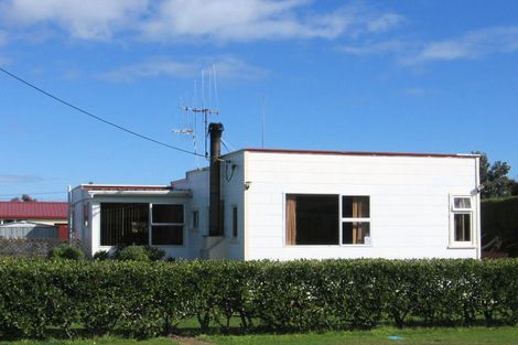 Photo of property in 34 Edinburgh Terrace, Foxton Beach, Foxton, 4815