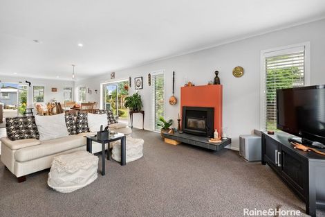 Photo of property in 50 Brooklyn Road, Carterton, 5713