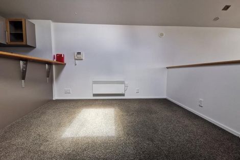Photo of property in 52c Hawker Street, Mount Victoria, Wellington, 6011