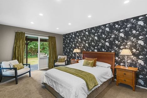 Photo of property in 17b Crosdale Place, Burnside, Christchurch, 8042