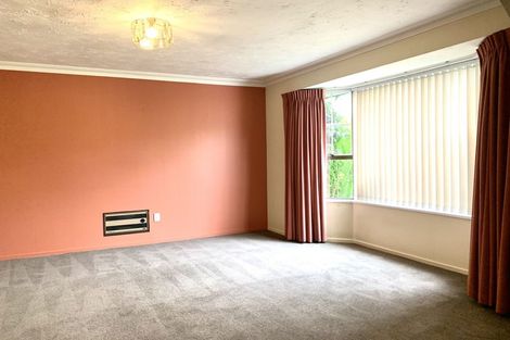 Photo of property in 1/54 Aorangi Road, Bryndwr, Christchurch, 8053