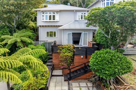 Photo of property in 9 Mckenzie Terrace, Te Aro, Wellington, 6011