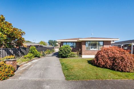 Photo of property in 15 Kentucky Way, Awapuni, Palmerston North, 4412