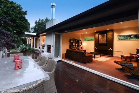 Photo of property in 54 Memorial Drive, Hamilton East, Hamilton, 3216