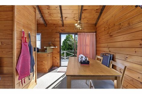 Photo of property in 56 Kennedy Avenue, Forrest Hill, Auckland, 0620