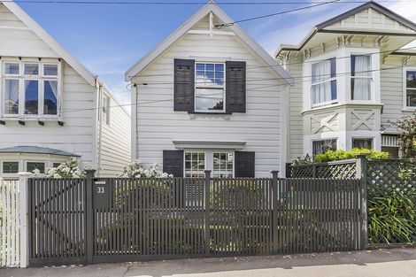 Photo of property in 33 Grant Road, Thorndon, Wellington, 6011