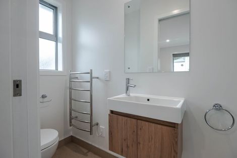 Photo of property in 27b Ranui Terrace, Tawa, Wellington, 5028