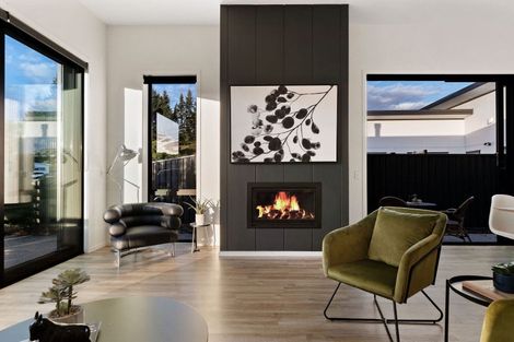 Photo of property in 40 Headley Drive, Lower Shotover, Queenstown, 9304