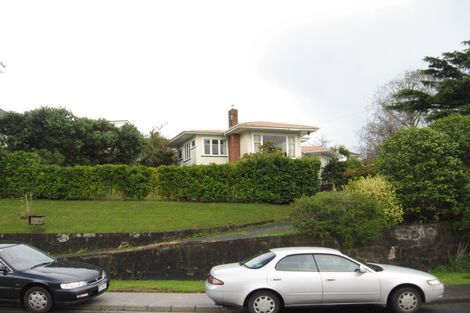 Photo of property in 18 Glenfern Road, Mellons Bay, Auckland, 2014