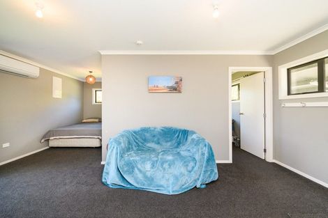 Photo of property in 17 Coulters Line, Kiwitea, Feilding, 4777