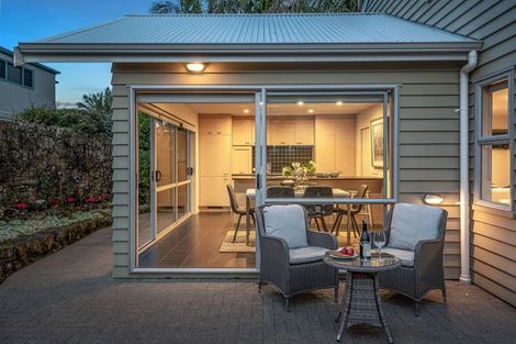 Photo of property in 35a Shackleton Road, Mount Eden, Auckland, 1024