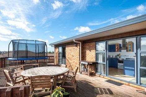 Photo of property in 47 Ruze Vida Drive, Massey, Auckland, 0614