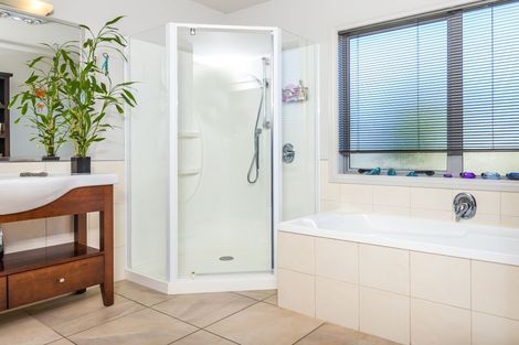 Photo of property in 212 Acacia Bay Road, Nukuhau, Taupo, 3330