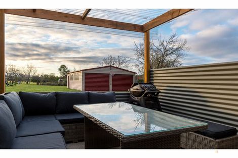 Photo of property in 58 Timaru Road, Waimate, 7924