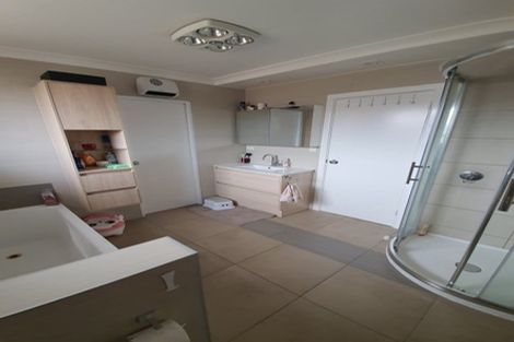 Photo of property in 28 Eglinton Street, Avondale, Christchurch, 8061