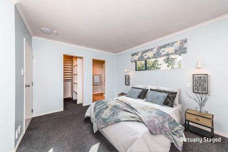 Photo of property in 14 Winston Avenue, Hokowhitu, Palmerston North, 4410