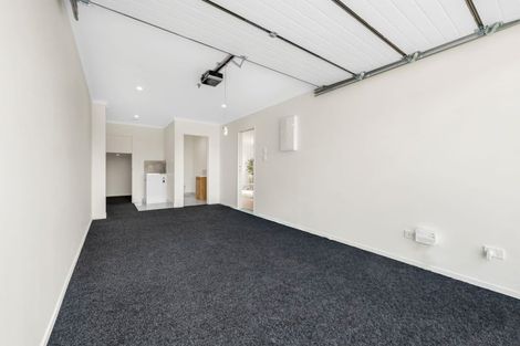 Photo of property in 658a Te Atatu Road, Te Atatu Peninsula, Auckland, 0610