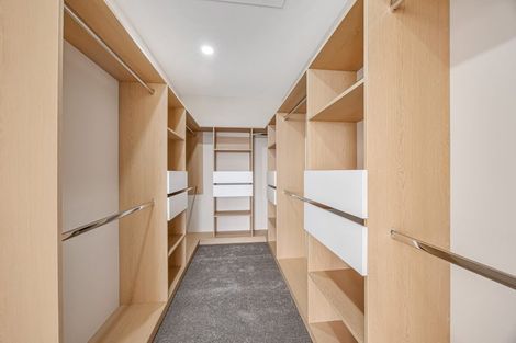 Photo of property in 6 Mill Hill Close, Flat Bush, 2019