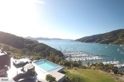 Photo of property in 41 Marina Drive, Waikawa, Picton, 7220