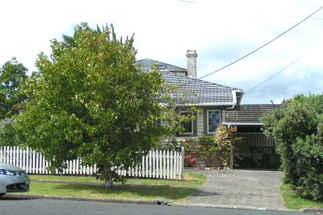 Photo of property in 9 Waimana Avenue, Northcote Point, Auckland, 0627