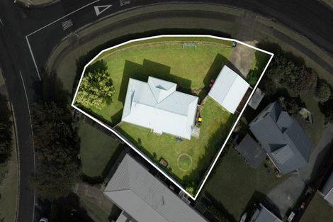 Photo of property in 10 Katterns Street, Katikati, 3129