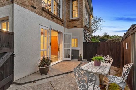 Photo of property in 2 Corrin Street, Melville, Hamilton, 3206