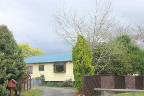 Photo of property in 28 Epping Place, Richmond Heights, Taupo, 3330