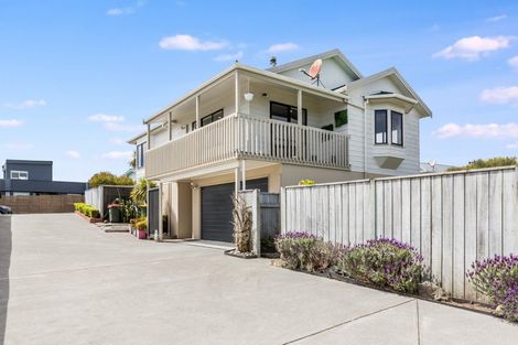 Photo of property in 35 Doncaster Terrace, Ascot Park, Porirua, 5024