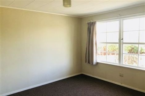 Photo of property in 72 Sycamore Drive, Sunnynook, Auckland, 0620