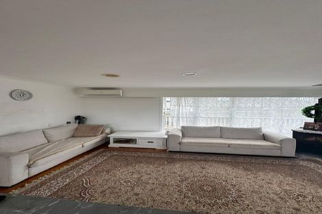 Photo of property in 152 Ennis Avenue, Pakuranga Heights, Auckland, 2010