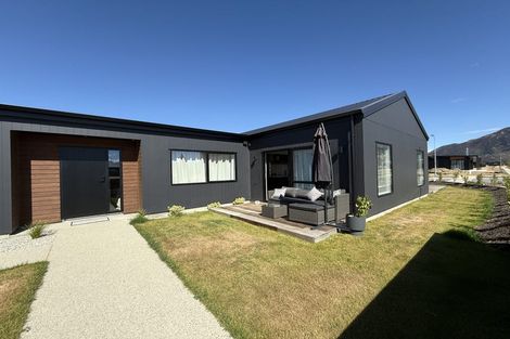 Photo of property in 25 Longview Drive, Lake Hawea, 9382